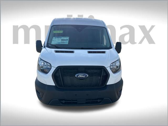 Photo of 2025 Oxford White Ford Transit-250