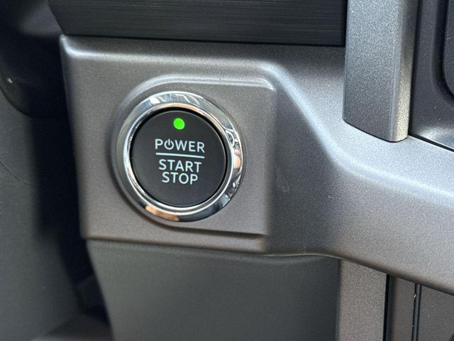 Photo of 2025 Grey Ford F-150 Lightning