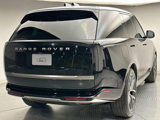 Photo of 2024 Black Land Rover Range Rover