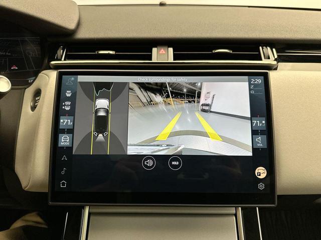 Photo of 2025 Blue Metallic Land Rover Range Rover Velar