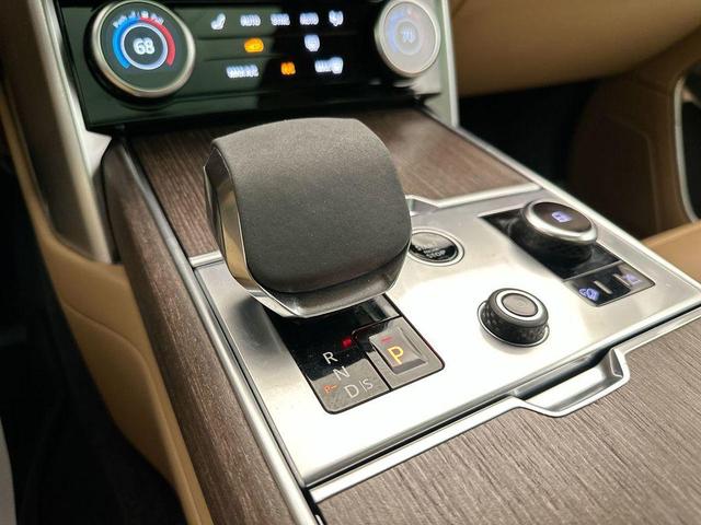 Photo of 2023 Portofino Blue Metallic Land Rover Range Rover