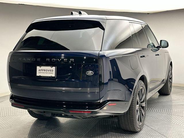 Photo of 2023 Portofino Blue Metallic Land Rover Range Rover