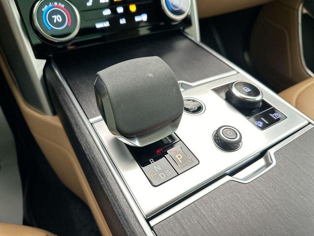 Photo of 2023 Black Land Rover Range Rover
