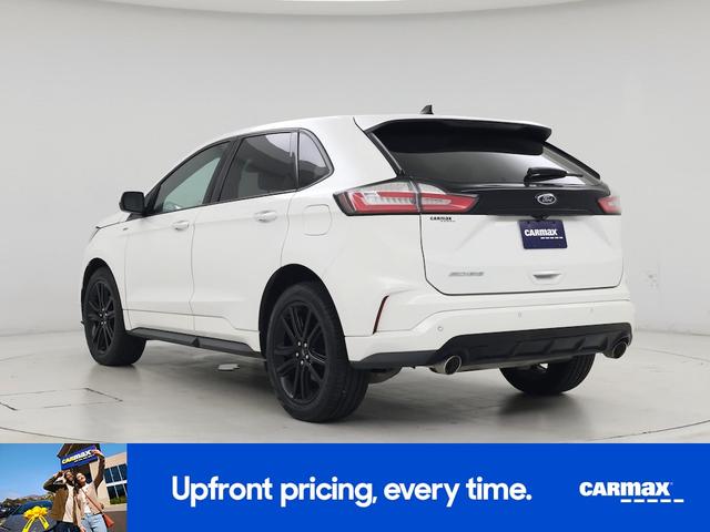 Photo of 2020 White Ford Edge