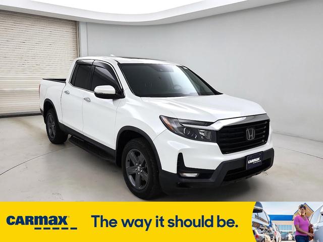 Photo of 2022 White Honda Ridgeline