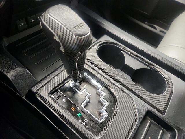 Photo of 2020 Gray Toyota Tundra