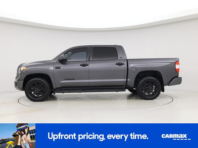 Photo of 2020 Gray Toyota Tundra