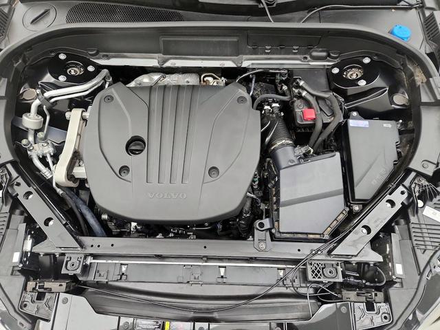 Photo of 2025 Black Volvo XC60