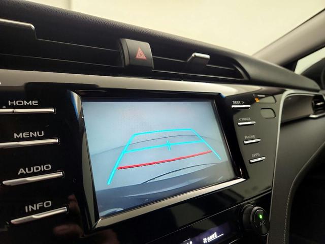 Photo of 2018 Gray Toyota Camry