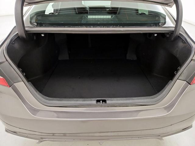 Photo of 2018 Gray Toyota Camry
