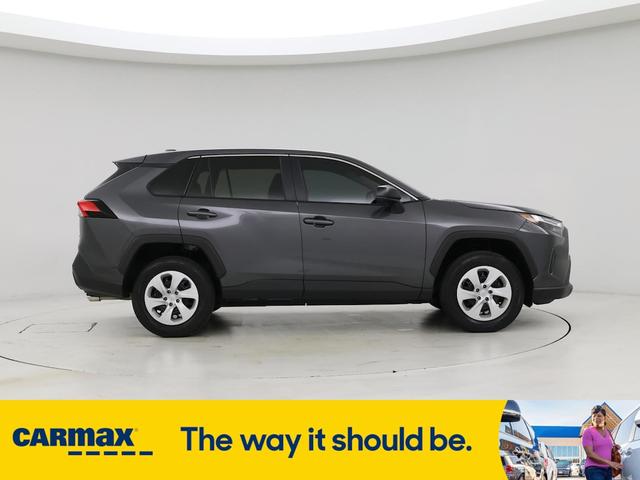Photo of 2024 Gray Toyota RAV4