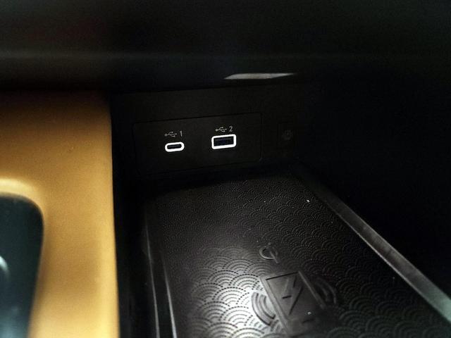 Photo of 2022 Burgundy INFINITI QX60