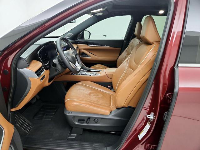 Photo of 2022 Burgundy INFINITI QX60