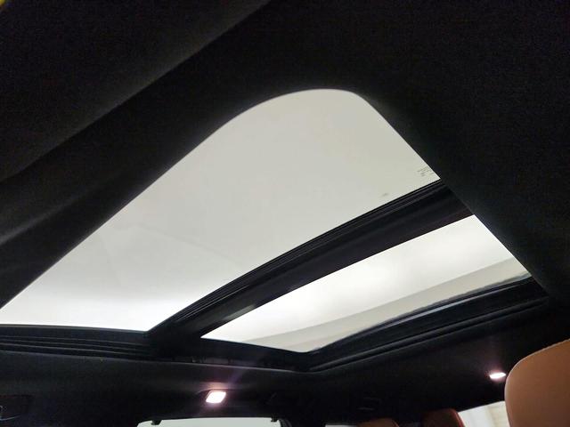 Photo of 2022 Burgundy INFINITI QX60