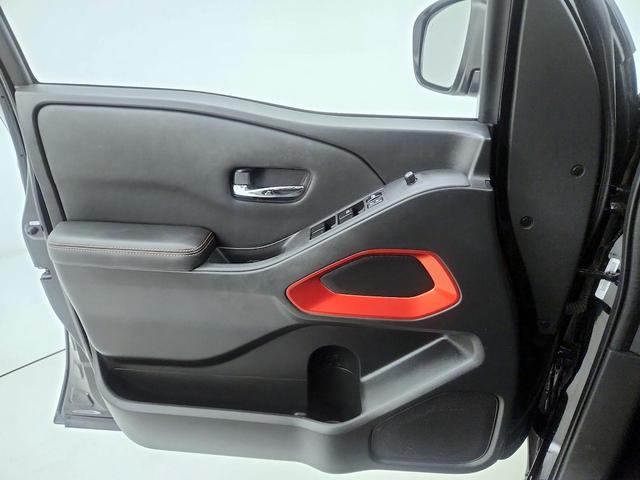 Photo of 2023 Black Nissan Frontier