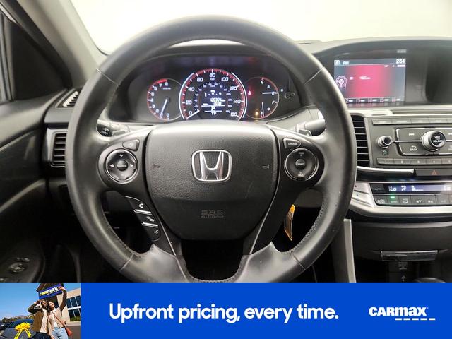 Photo of 2014 White Honda Accord