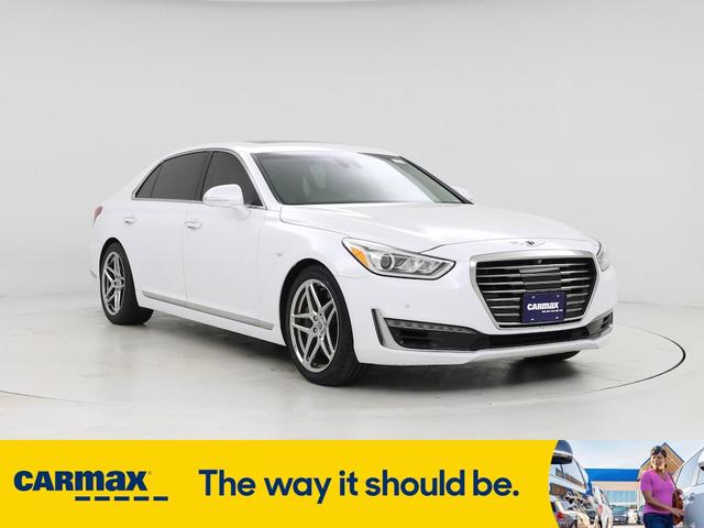 2017 Genesis G90