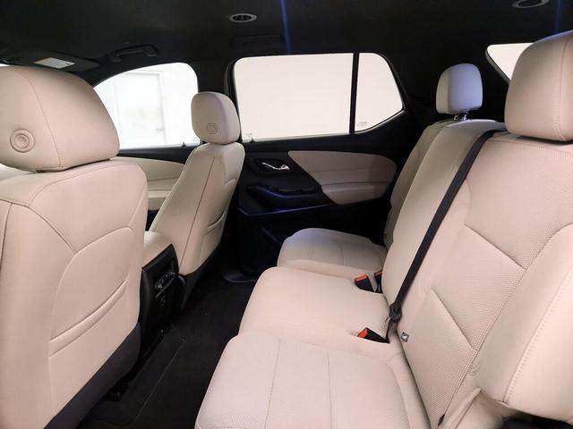 Photo of 2023 Gray Chevrolet Traverse