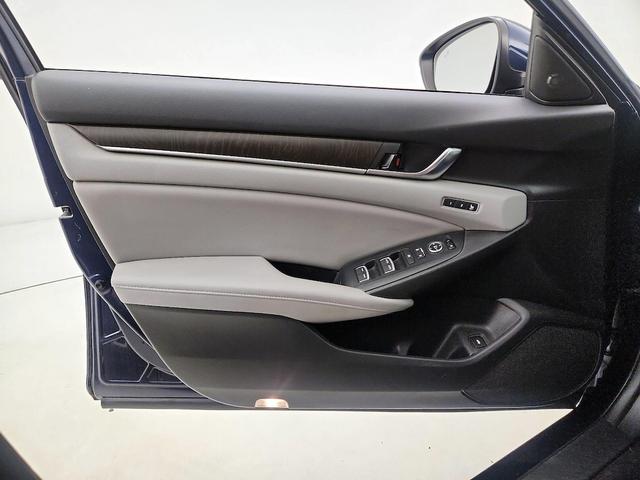 Photo of 2018 Blue Honda Accord