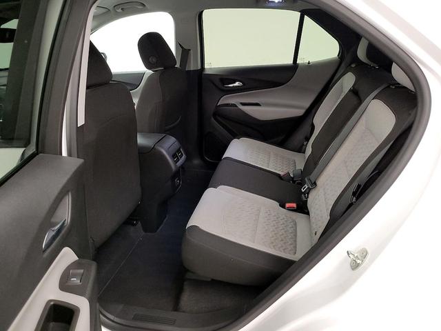 Photo of 2023 White Chevrolet Equinox