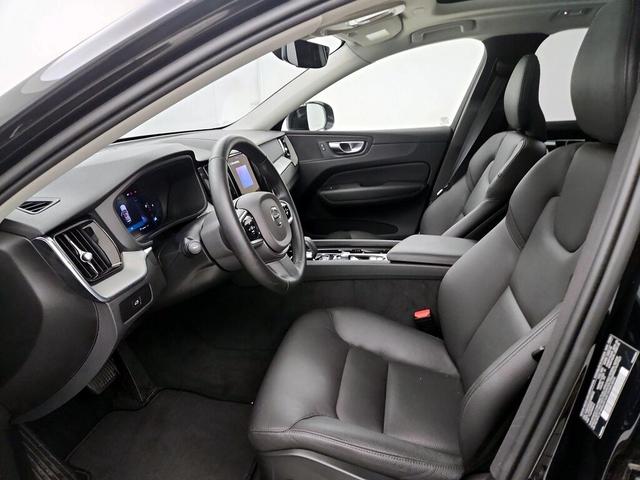 Photo of 2025 Black Volvo XC60