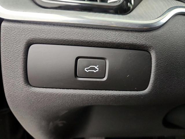 Photo of 2025 Black Volvo XC60