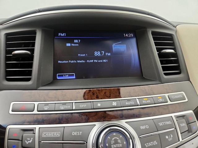 Photo of 2016 White INFINITI QX60