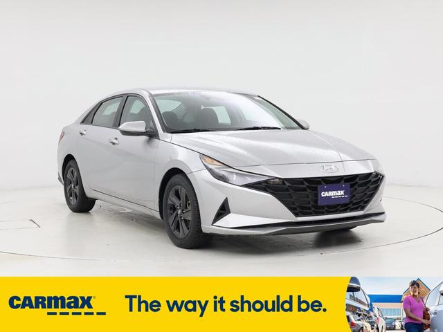 2022 Hyundai Elantra