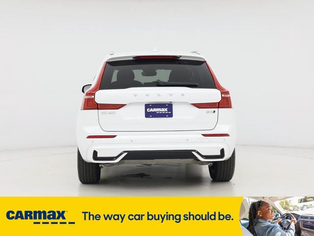 Photo of 2025 White Volvo XC60