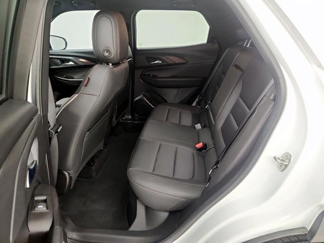 Photo of 2021 White Chevrolet Trailblazer