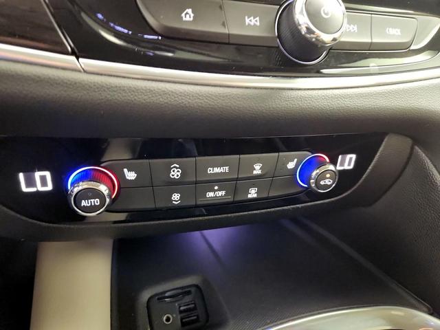 Photo of 2021 Black Buick Enclave