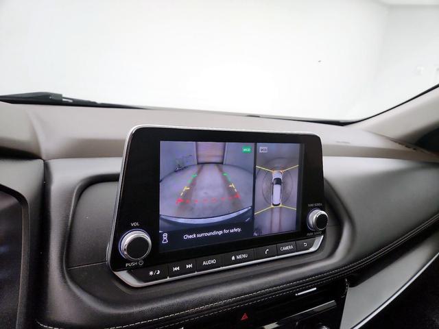 Photo of 2021 Gray Nissan Rogue
