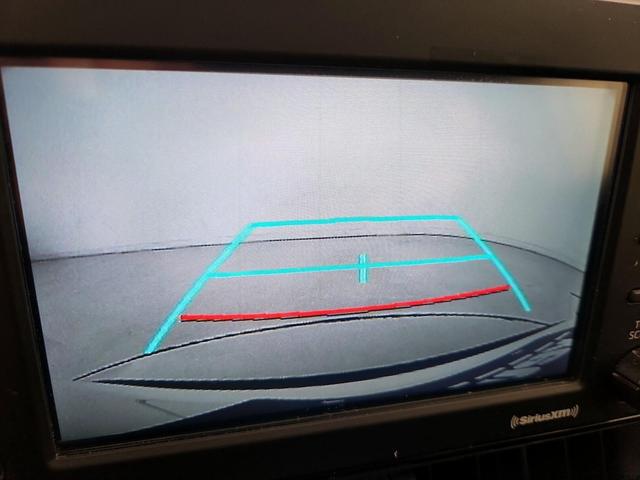Photo of 2021 White Toyota RAV4