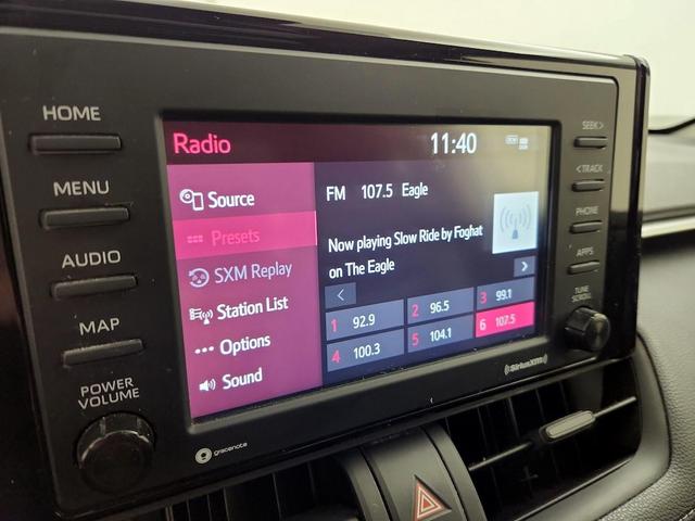 Photo of 2021 White Toyota RAV4