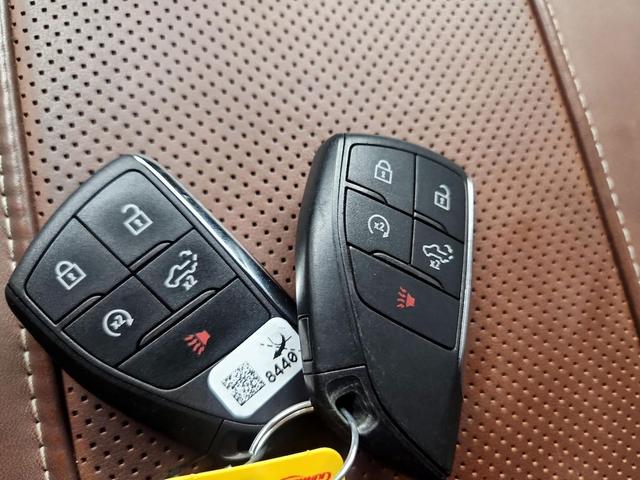 Photo of 2024 Gray GMC Sierra 1500