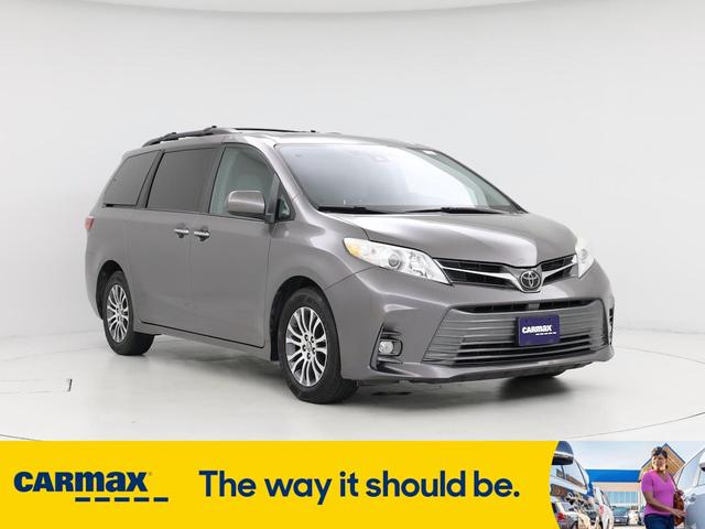 2018 Toyota Sienna