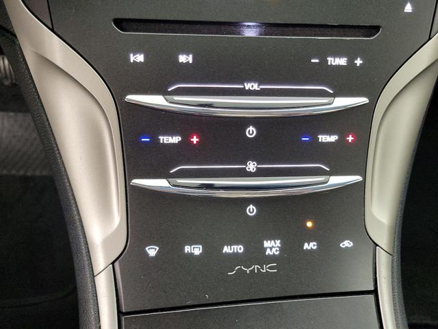 Photo of 2016 Gray Lincoln MKZ