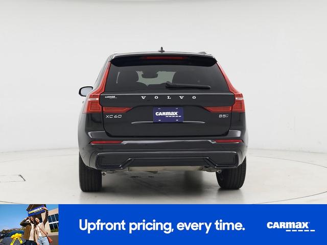 Photo of 2025 Black Volvo XC60