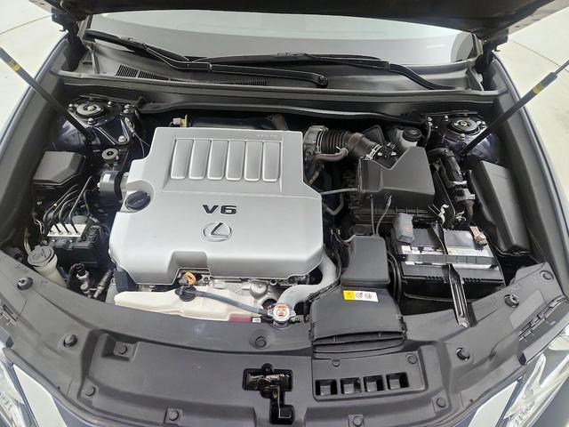 Photo of 2017 Blue Lexus ES 350