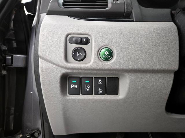Photo of 2016 Gray Honda Pilot