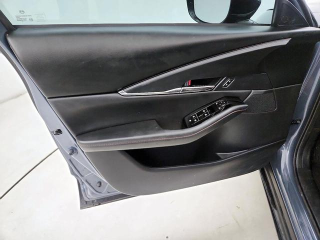Photo of 2023 Blue Mazda CX-30