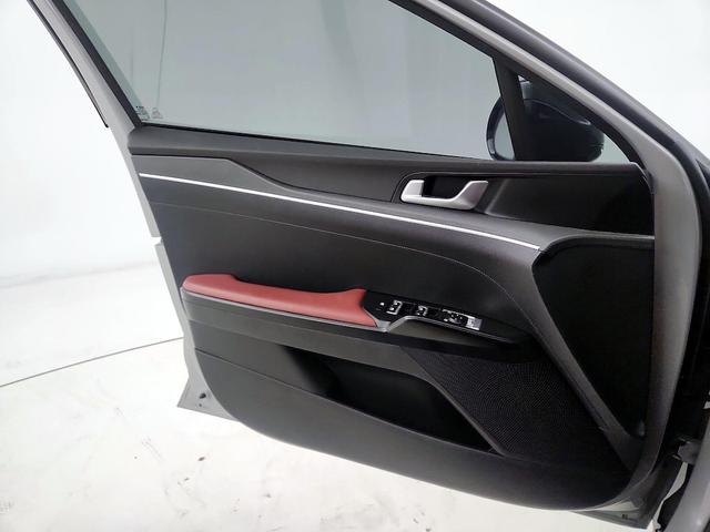 Photo of 2023 Gray Kia K5
