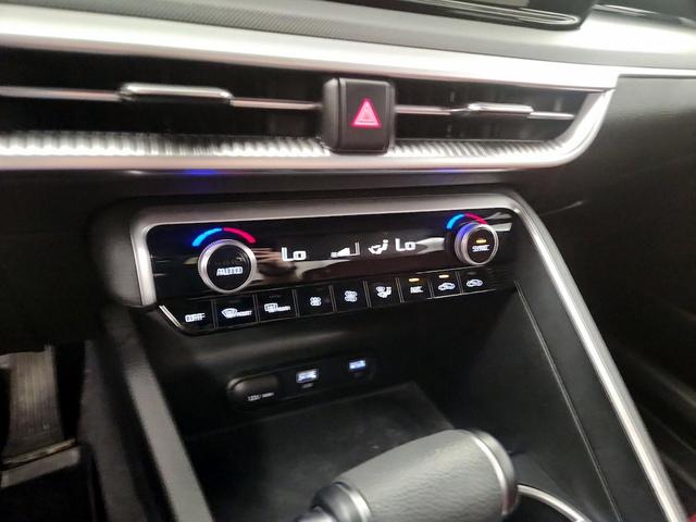 Photo of 2023 Gray Kia K5