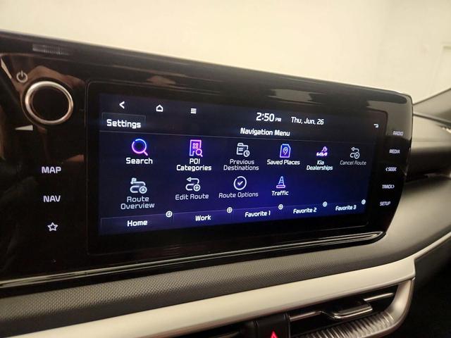 Photo of 2023 Gray Kia K5