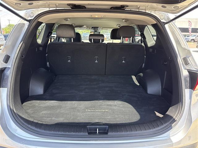Photo of 2022 Shimmering Silver Pearl Hyundai SANTA FE