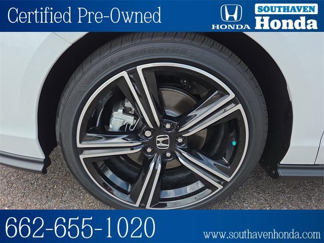 Photo of 2025 Platinum White Pearl Honda Accord Hybrid