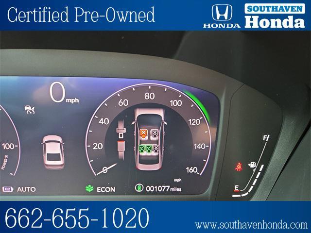 Photo of 2025 Platinum White Pearl Honda Accord Hybrid