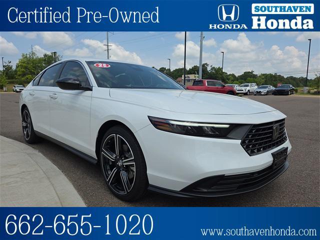 Photo of 2025 Platinum White Pearl Honda Accord Hybrid