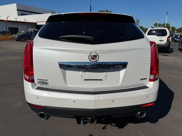 Photo of 2014 White Cadillac SRX