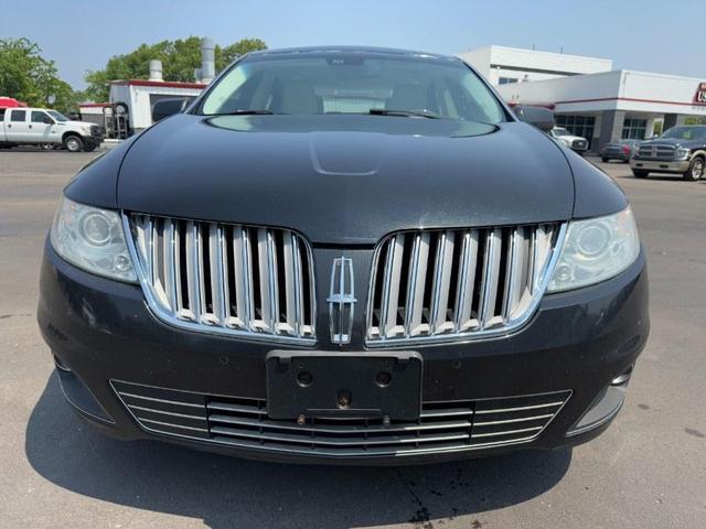 Photo of 2010 Tuxedo Black Metallic Lincoln MKS